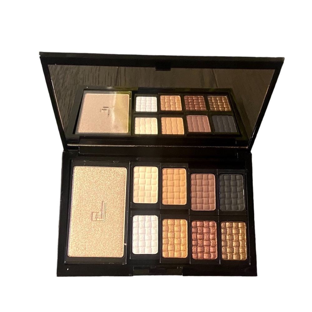 Doucce Freematic Eyeshadow Pro Palette 18g/.63 OZ